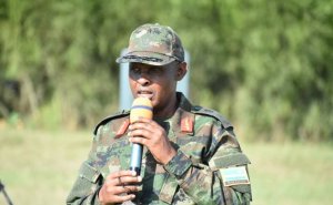 Perezida Kagame yahaye Brig.General Nkubito ipeti rya Major General 