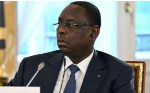 Perezida Macky Sall yakuyeho guverinoma yose ateguza inshya bidatinze