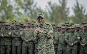 Perezida Kagame yahaye abasirikare 5 ipeti rya Colonel
