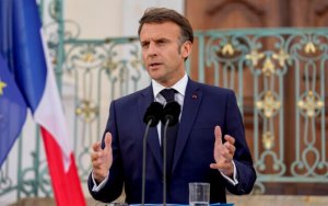 Perezida Macron yamaganywe azira gutuka Abanya-Haiti
