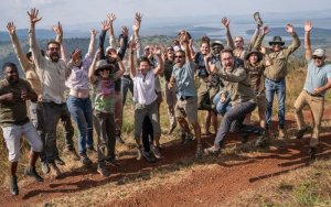 Abasura pariki z'igihugu bikubye gatandatu