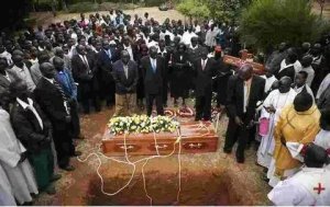 Umurambo wasabye amazi yo kunywa mbere yo gushyingurwa