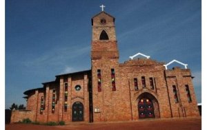 Gicumbi: Padiri yasezeye ku nshingano ze kugira ngo yishakire umugore