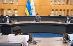 Imodoka zitwara abagenzi zemerewe gutwara 100%,insengero zemererwa kwakira 75%