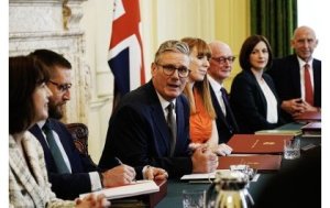 Guverinoma y'u Bwongereza yasabwe gusubizaho gahunda yayo n'u Rwanda ku bimukira