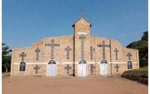 Nyanza: Uruhinja rw'iminsi 7 rwatawe muri Kiliziya n'uwari waje mu misa