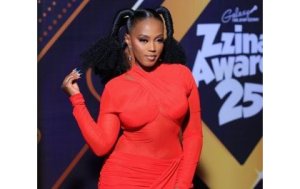  Umunyarwandakazi Gloria Bugie yitotombeye abategura ‘Zzina Awards'