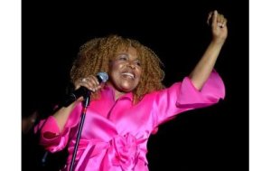 Umunya muziki Roberta Flack yitabye Imana