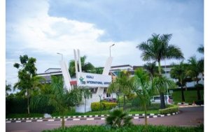 Amerika yongereye 250$ ku mafaranga yakwa abajyayo barimo Abanyarwanda