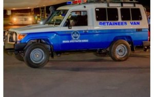 RIB yafunze umunyamakuru wiyitiriye umwunganizi mu mategeko