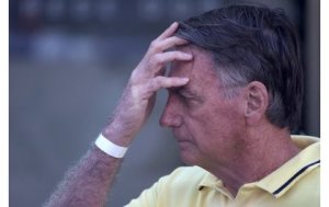 Brésil: Bolsonaro yasabiwe gucungirwa hafi mu kuburizamo umugambi wo gutoroka ubutabera