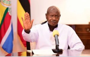 Banki y'Isi yafatiye ibihano bikakaye Uganda idaha agaciro abatinganyi