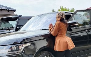 Zari yashishuye ko yigeze kuba umukozi wo mu rugo anakebura ba Slay Queen