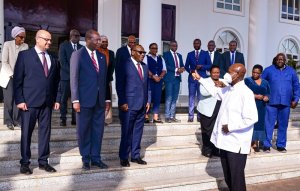 Kampala: Perezida Museveni yagiranye ibiganiro na Ambasaderi Claver Gatete