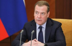 Medvedev wayoboye u Burusiya yashinje Biden gushaka kurimbura Isi