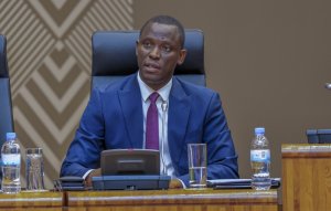 Kayonza: Min. w'Ubutegetsi bw'igihugu, Dominique Habimana yavuze kuri Njyanama yirukanye Nyobozi n'impamvu hashyizweho abayobozi 2 gusa