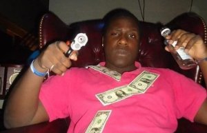 umuhungu wa Paul Rusesabagina yarahiriye gukora ibishoboka byose akisubiza Papa we