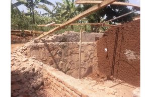 Gasabo: Bashatse guhohotera ushinzwe imyubakire mu murenge bashinja kubaka ruswa yarangiza akaza kubasenyera