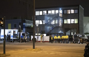 Ubudage: Umwicanyi yinjiye aho Abahamya ba Yehova basengera arasa benshi