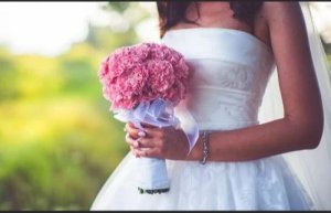 Dore bimwe mubyo abakobwa bagejeje igihe cyo gushaka baba batekereza