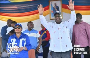 Perezida Tshisekedi yateguje guhagarika ita agaciro k'ifaranga ryabo mu madorali