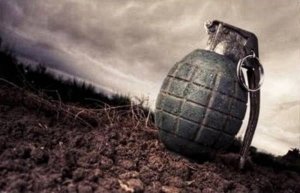 Nyanza: Yabonye ‘grenade' mu murima ayitiranya n'iteke