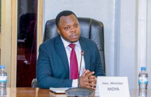 Minisitiri Utumatwishima yibukije urubyiruko gukoresha neza imbuga nkoranyambaga kuko ari inkota y'amugi abiri