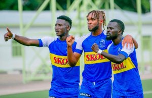 Boubacar Traore wa Rayon Sports yaraye atukanye n'abafana bayo imyitozo yenda guhagarara