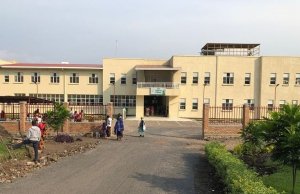 Ibitaro bya Gisenyi biratabaza kubera abarwayi babyambuye akayabo