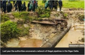 Nigeriya: Abajura bapfumuye umuyoboro wa peterori barayiba