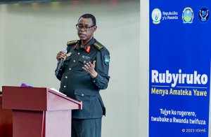 Gen Kabarebe yahishuye ikintu Perezida Kagame yazanye ku rugamba rwo kubohora u Rwanda cyari cyabuze