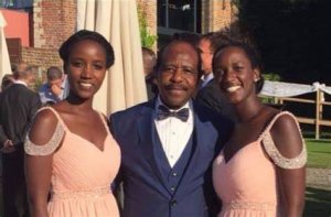 Abakobwa ba Rusesabagina na Se wa bo barahiriye kutazacogora kuri politiki y'u Rwanda