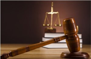 Tanzania: Umugabo yajyanywe mu nkiko azira ama Miliyoni y'Amashilingi yo kudoda ikoti yanyereje