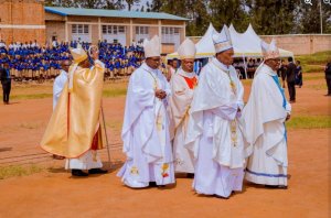 Karidinari Kambanda yasabye ubufatanye mu kurera umwana ushoboye kandi ushobotse