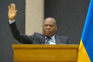 Dr. François Xavier Kalinda yatorewe kuyobora Sena