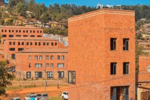 Kigali: Ikoranabuhanga ryatumye amafaranga yagombaga gukoreshwa agabanukaho hafi 1/2. Ibyihariye ku mudugudu wa Mpazi