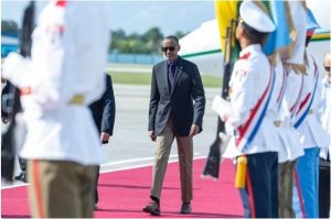 Perezida Kagame yageze muri Azerbaijan mu nama ya 29 yiga ku mihindagurikire y'ibihe