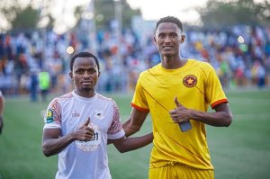 Ishimwe Saleh yambuye igikombe Muhire Kevin: Uko Abanyarwanda bakina hanze bitwaye mu mpera z'icyumweru