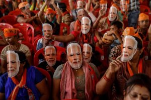 Ubuhinde bwaguye ububasha bwo kugenzura imbuga nkoranyambaga, kureka abayobozi bo hasi bagasaba ko bafatwa