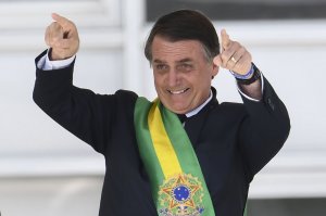 Jair Bolsonaro wayoboye Brésil yafunzwe