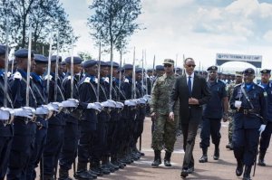 AMAKURU MASHYA: Perezida Kagame yazamuye mu ntera Abapolisi barimo abahawe irya CP