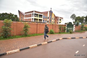 Azikuramo nk'uko n'undi yikuyemo – Polisi yavuze ku mujura umaze iminsi itandatu muri ‘rigole'