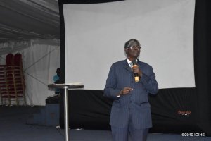 Umunsi Ambasaderi Polisi Denis abwiza Ababiligi ukuri, bakamwanga urunuka