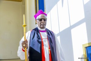 Musenyeri Mbanda azakomeza kuyobora umuryango witandukanyije na Angilikani yo mu Bwongereza