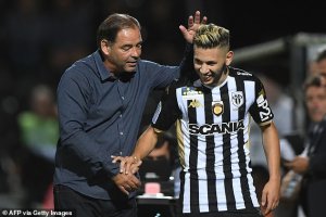 Umukinnyi ukomeye mu Bufaransa yongeye guhamagarwa na Polisi kubera icyaha cyo kwikinishiriza mu ruhame