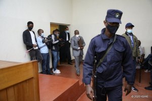 Dr Pierre Damien Habumuremyi yabwiye urukiko ko atemera ibyaha ashinjwa