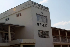 Akarere ka Musanze kahagaritse kwakira abaturage kubera Covid-19 kabashishikariza gukoresha ikoranabuhanga