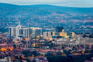 Covid-19: Ibice bitandukanye byo hirya no hino byakuwe muri Guma mu rugo uretse umudugudu umwe