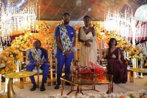 Safi Madiba nyuma y'amezi 6 ajyanywe muri Canada n'umugore we yasabye akanakwa,yatangaje ko batandukanye[AMAFOTO]