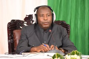 Perezida Ndayishimiye yasobanuye impamvu atitabiriye inama Perezida Tshisekedi yamutumiyemo we na bagenzi be